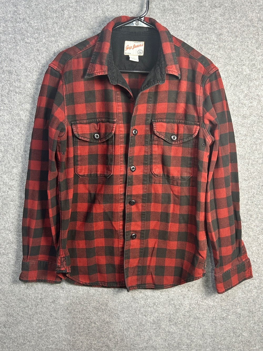 GAP Men’s M Red Black Buffalo Plaid Shirt Jacket Cabincore Lumberjack Outdoor